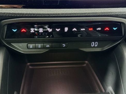 New 2026 Jeep Cherokee Laredo AWD/4WD image 15