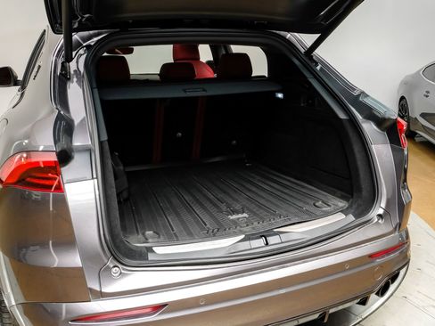 Used 2023 Maserati Grecale Modena image 57