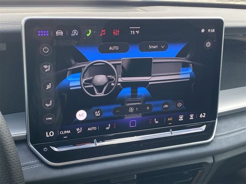 New 2026 Volkswagen Tiguan SE R-Line image 24