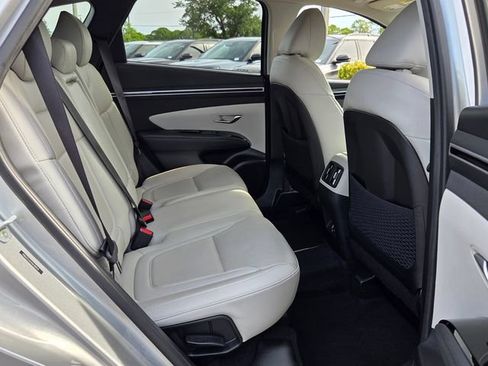 Used 2022 Hyundai Tucson Limited FWD image 15