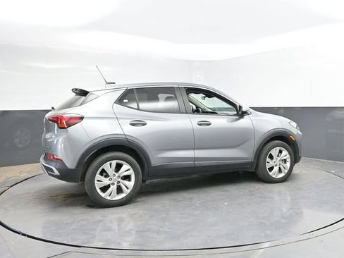 Used 2025 Buick Encore GX Preferred AWD/4WD image 2