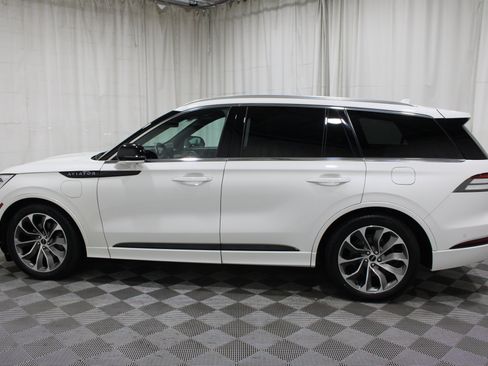 Certified 2023 Lincoln Aviator Grand Touring w/ Equipment Group 301A AWD/4WD image 36