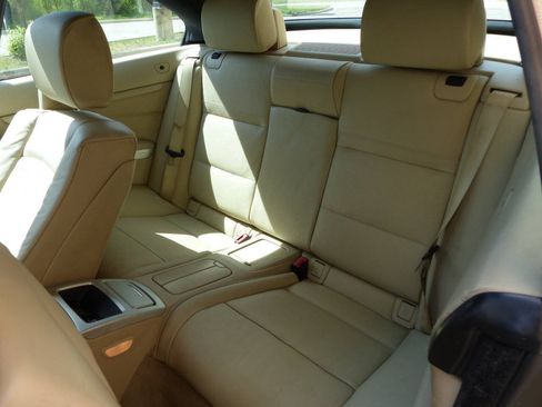 Used 2008 BMW 328i Convertible RWD image 17