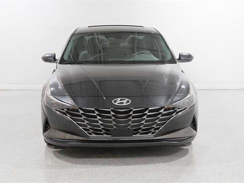 Used 2021 Hyundai Elantra SEL w/ Convenience + Premium Package FWD image 2