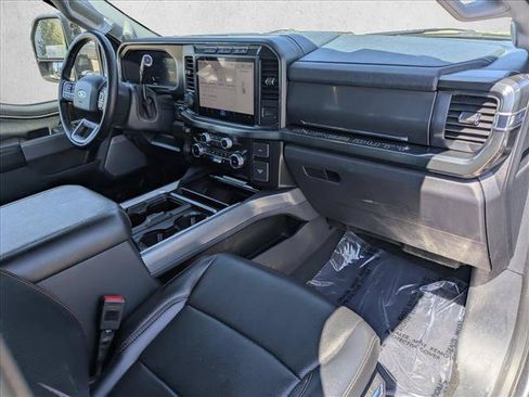 Used 2024 Ford F250 Lariat w/ Lariat Ultimate Package AWD/4WD image 19