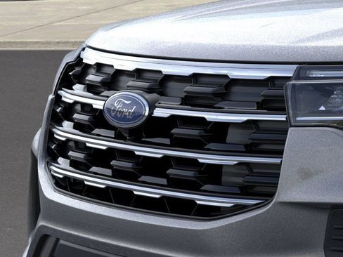 New 2026 Ford Explorer Active AWD/4WD image 17