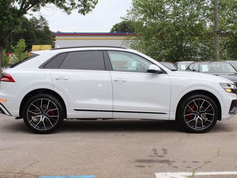 Used 2019 Audi Q8 Premium Plus AWD/4WD image 5