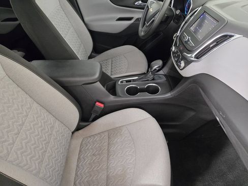 Used 2022 Chevrolet Equinox LS w/ LS Convenience Package FWD image 15