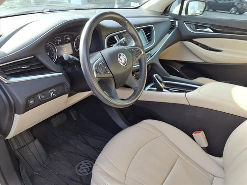 Used 2021 Buick Enclave Essence image 17