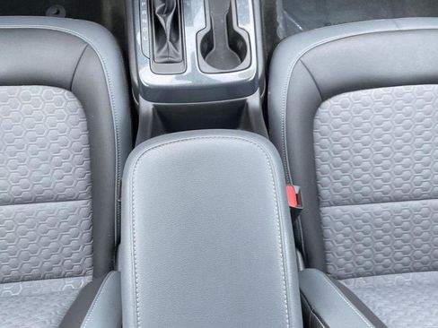 Used 2017 Chevrolet Colorado Z71 image 24