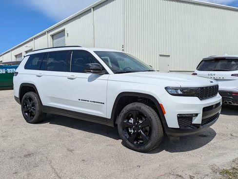 New 2025 Jeep Grand Cherokee L Limited w/ Black Appearance Package image 2