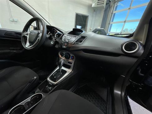 Used 2019 Ford Fiesta SE FWD image 25