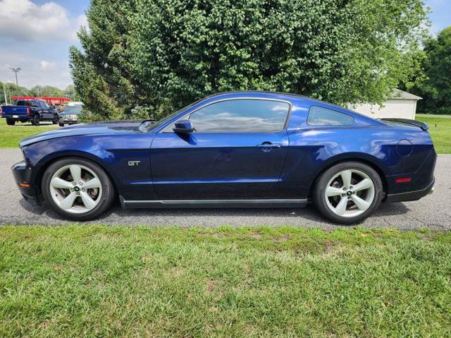 Used 2010 Ford Mustang GT RWD image 1