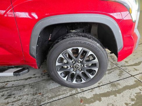 Used 2024 Toyota Tundra Limited image 9