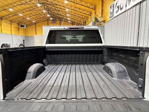 Used 2021 Chevrolet Silverado 2500 W/T w/ WT Convenience Package AWD/4WD image 22