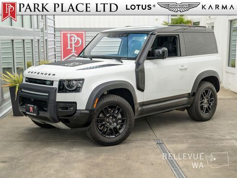 Used 2022 Land Rover Defender 90 X-Dynamic S image 1