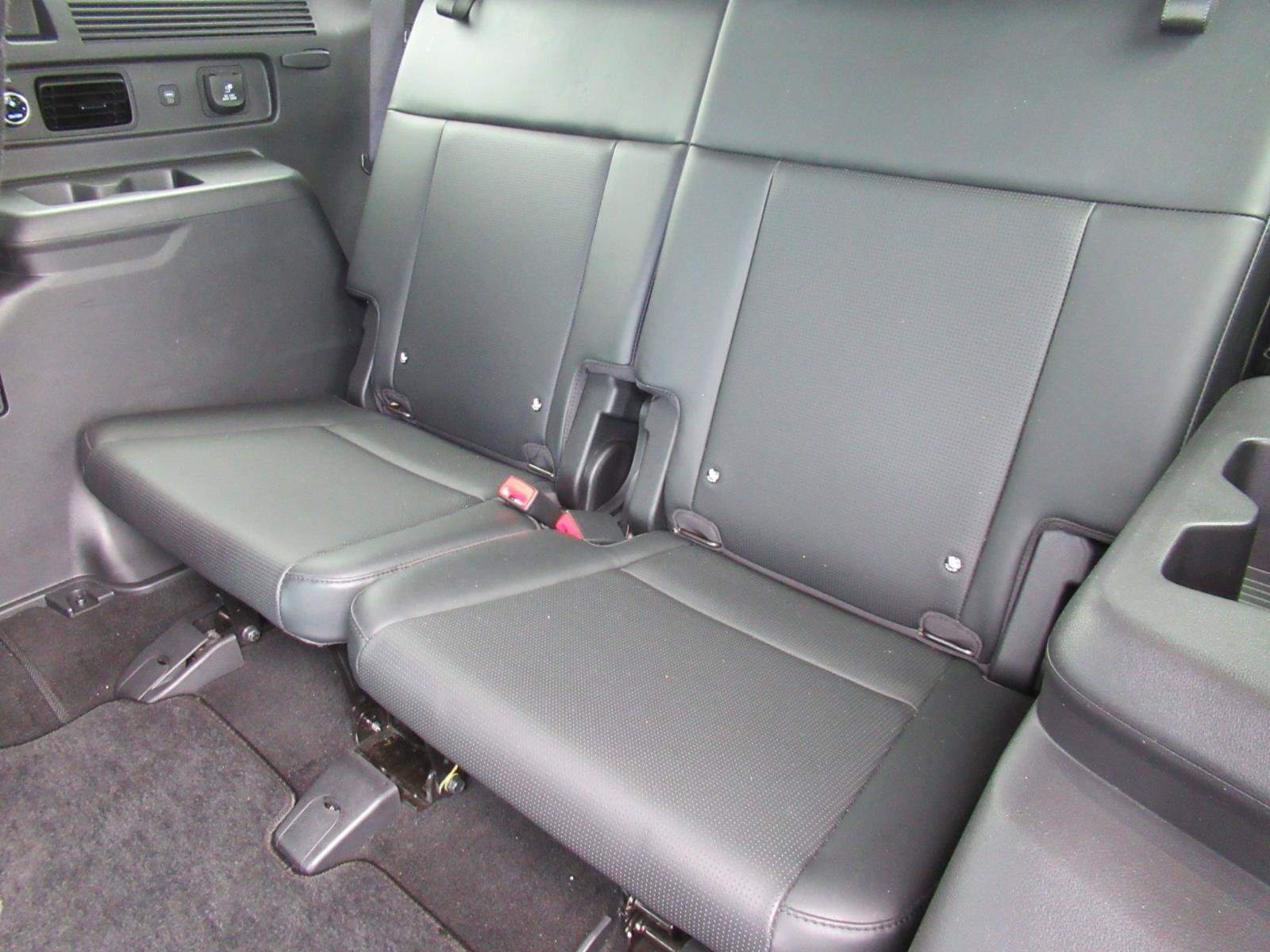 Used 2024 Hyundai Santa Fe Calligraphy FWD image 36