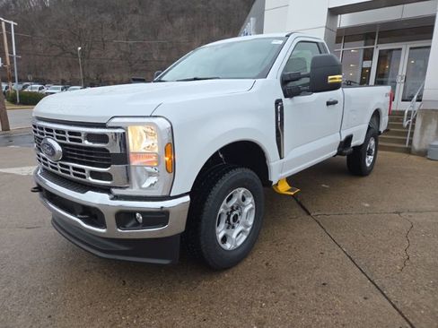 New 2026 Ford F350 XLT AWD/4WD image 3