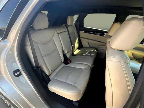 Used 2017 Cadillac XT5 Luxury w/ Driver Awareness Package image 24