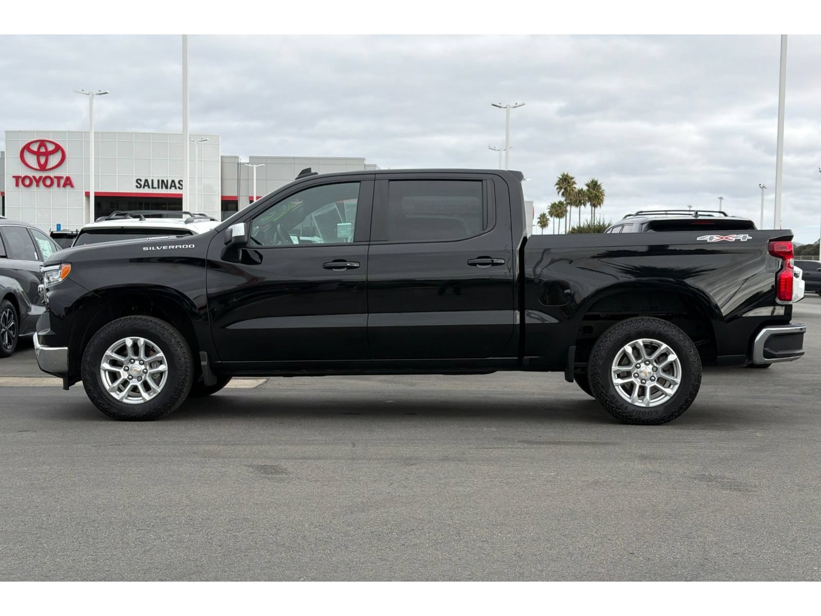 Used 2026 Chevrolet Silverado 1500 LT AWD/4WD image 7