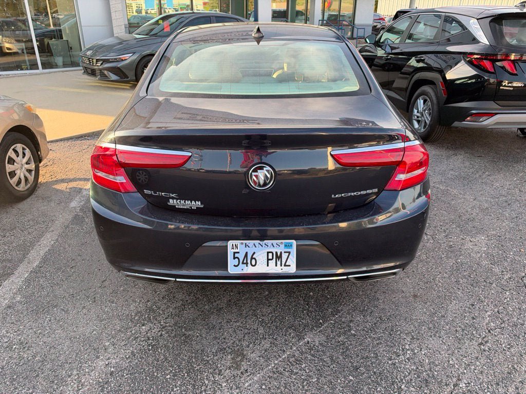 Used 2017 Buick LaCrosse Essence FWD image 7