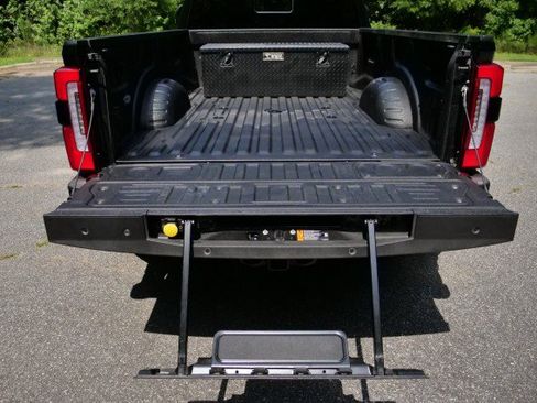 Used 2024 Ford F450 Platinum w/ FX4 Off-Road Package AWD/4WD image 39
