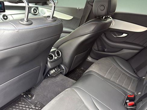 Used 2021 Mercedes-Benz C 300 4MATIC Sedan image 16