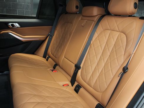 Used 2024 BMW X5 sDrive40i image 42