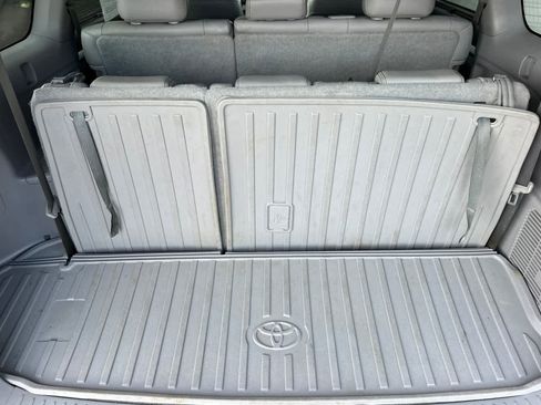 Used 2017 Toyota Highlander XLE image 16