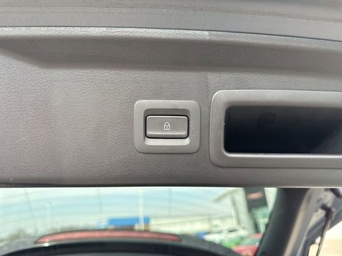 Used 2025 MAZDA CX-30 AWD 2.5 S w/ Preferred Package image 33