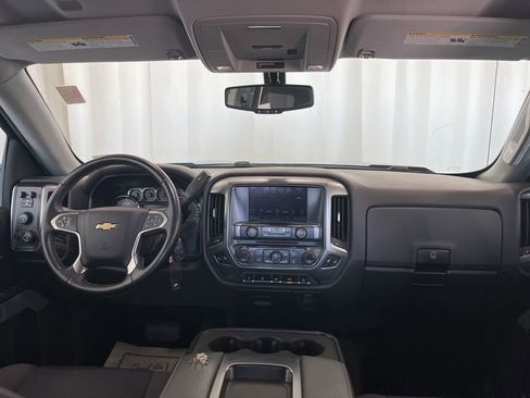 Used 2018 Chevrolet Silverado 1500 LT w/ All Star Edition AWD/4WD image 9