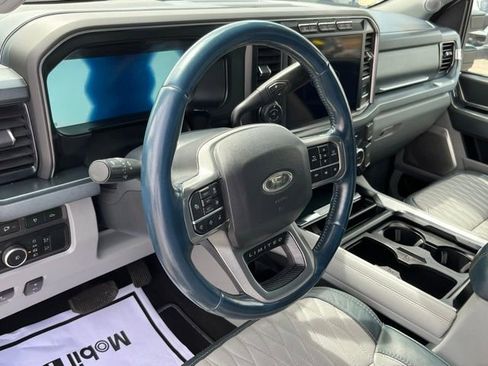 Used 2024 Ford F350 4x4 Crew Cab DRW Super Duty image 16