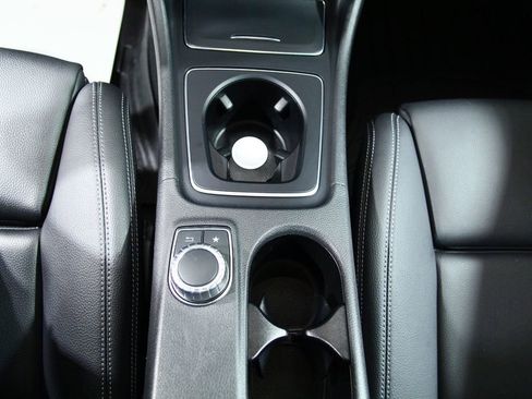 Certified 2019 Mercedes-Benz CLA 250 4MATIC image 21