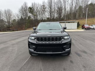 Used 2023 Jeep Grand Cherokee Laredo w/ Luxury Tech Group I video 2