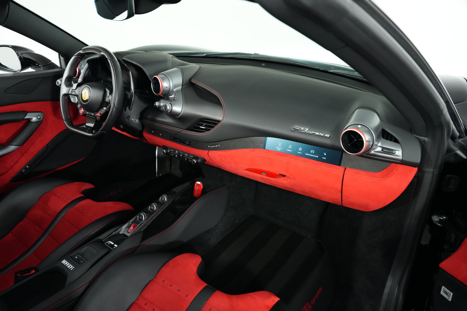 Used 2022 Ferrari F8 Spider RWD image 40