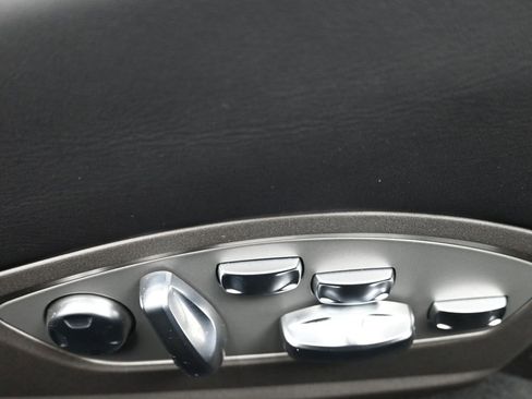 Used 2023 Porsche 718 Cayman GT4 image 13