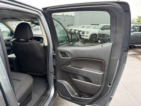 Used 2022 Chevrolet Colorado LT w/ Safety Package AWD/4WD image 20