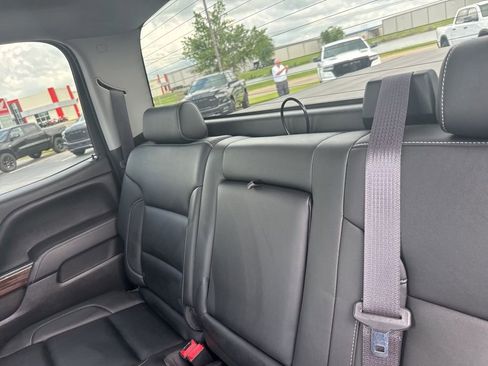 Used 2017 GMC Sierra 1500 SLT w/ SLT Premium Package AWD/4WD image 10
