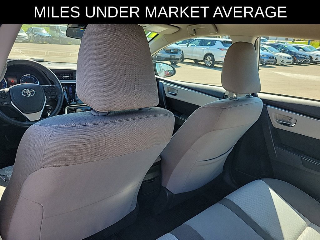 Used 2017 Toyota Corolla LE FWD image 11