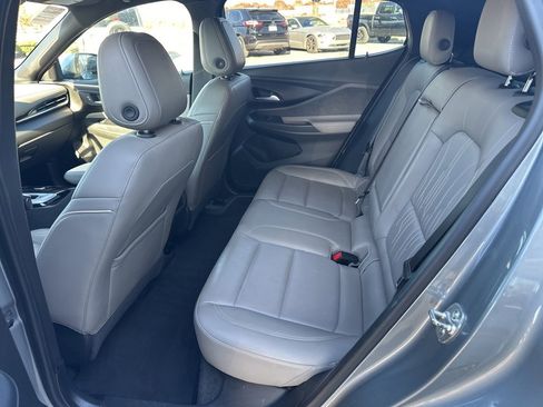 Used 2024 Buick Envista Avenir image 40