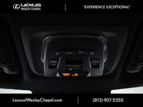 Used 2024 Toyota Corolla Cross AWD Hybrid w/ Convenience Package image 33