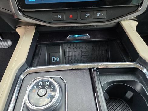 Used 2022 Ford Expedition Max Platinum AWD/4WD image 17