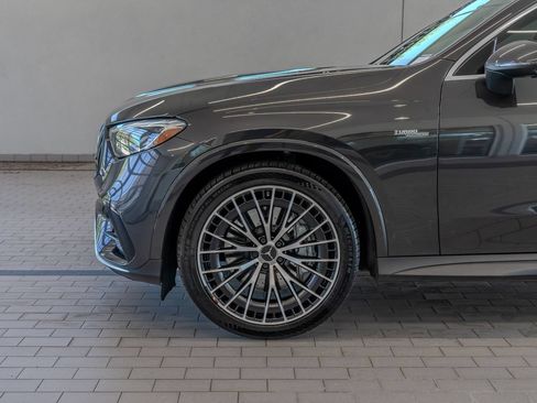 Used 2025 Mercedes-Benz GLC 43 AMG 4MATIC Coupe image 4