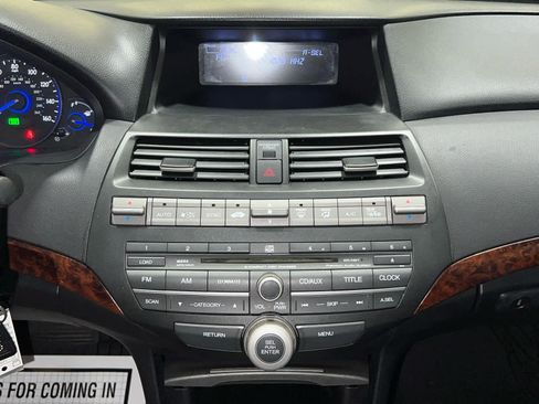 Used 2010 Honda Crosstour EX-L image 27