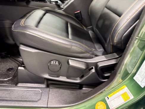 Used 2023 Ford Bronco Badlands w/ Sasquatch Package image 13