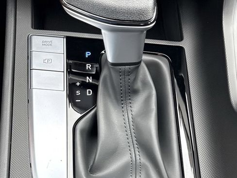 New 2026 Hyundai Elantra SE FWD image 25