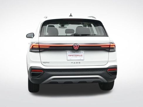 Used 2025 Volkswagen Taos S FWD image 8
