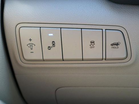 Used 2018 Hyundai Tucson Limited image 18