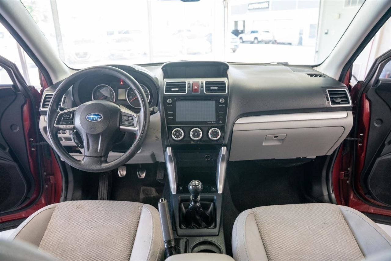 Used 2016 Subaru Forester 2.5i Premium AWD/4WD image 13