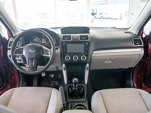 Used 2016 Subaru Forester 2.5i Premium AWD/4WD image 13